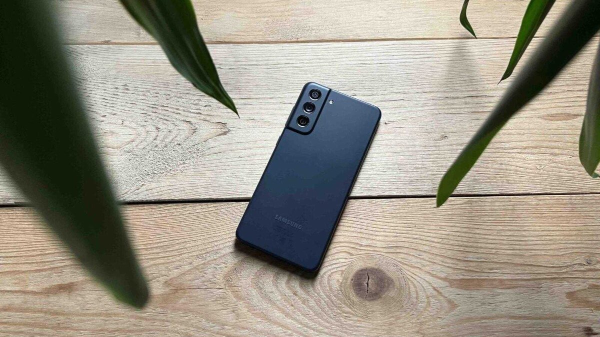 Samsung Galaxy S23 FE: утечка рендеров