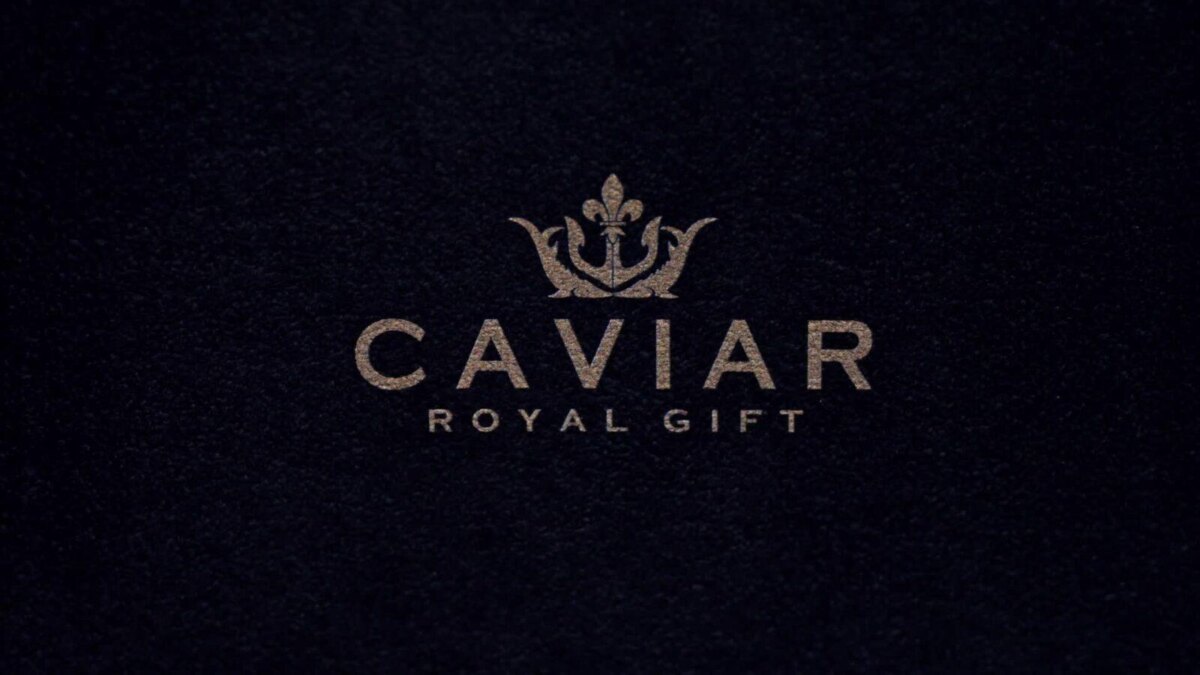 Проведена презентация люксовых iPhone и iPad в России ко Дню защитника Отечества