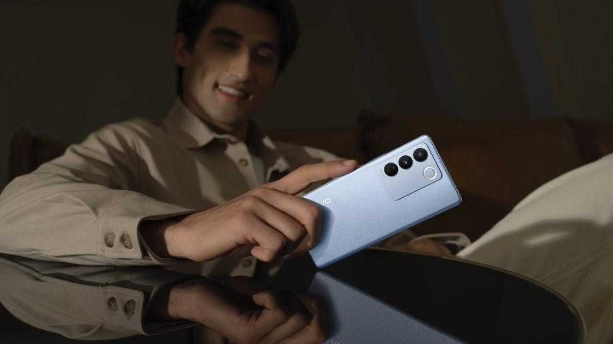 Vivo представила линейку смартфонов Vivo V27