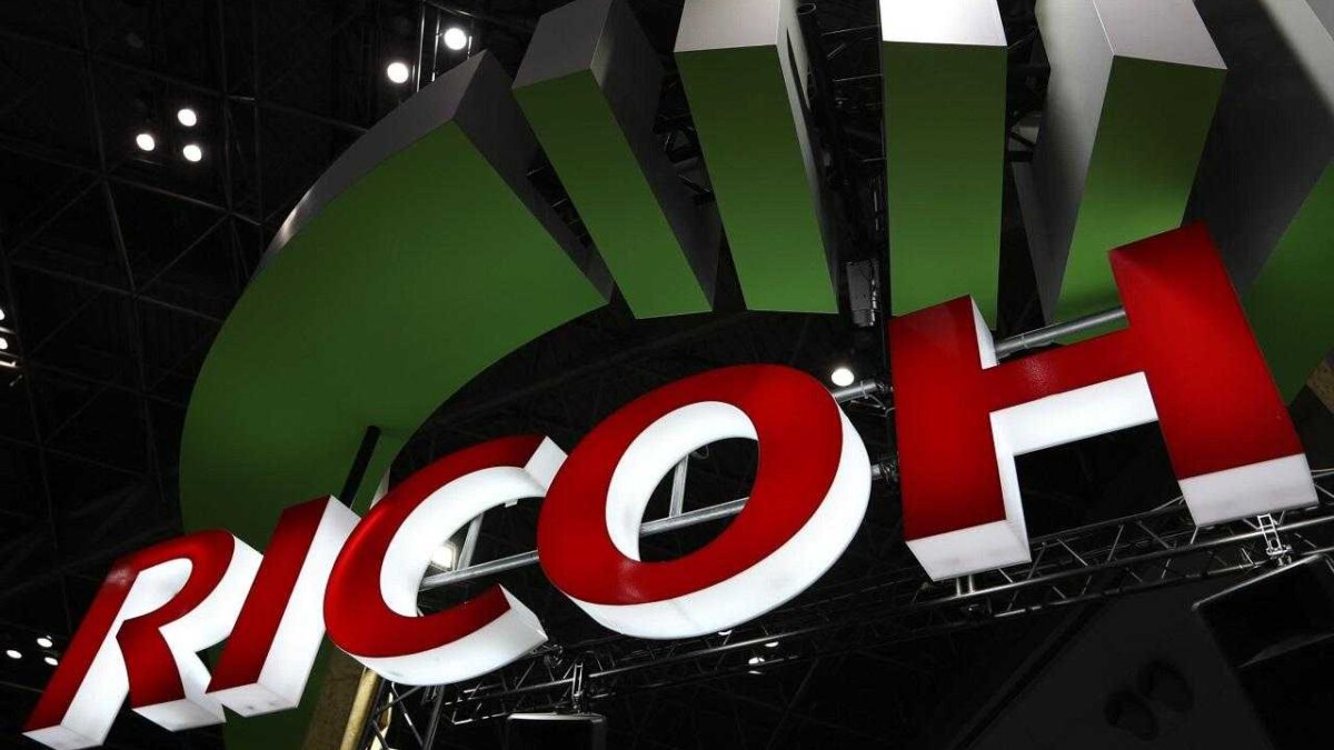 Компания Ricoh представила беспроводной сенсорный дисплей для смартфонов Ricoh Portable Monitor 150BW