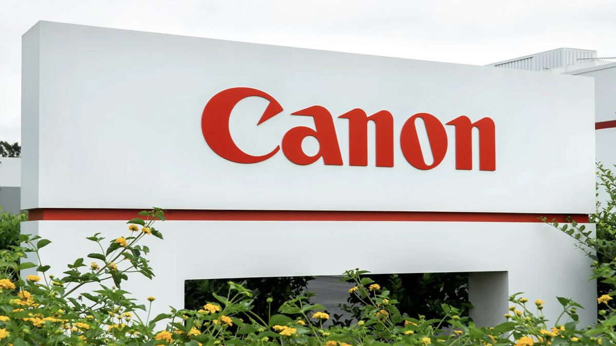 Canon ищет партнера для производителя смартфонов