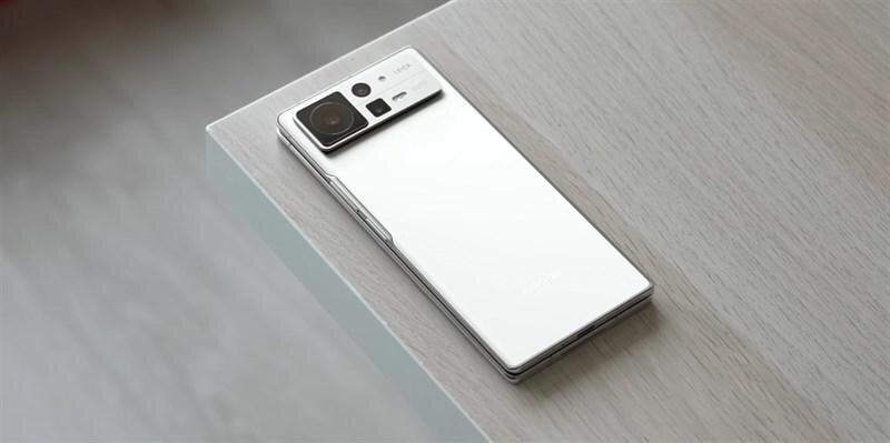 Xiaomi Mix Fold 3 с камерой Leica дебютирует в августе