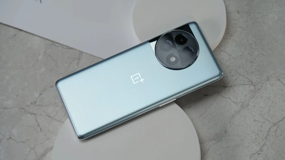 OnePlus Ace 2 Pro поступит в продажу 16 августа