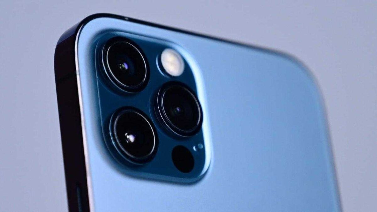 Apple iPhone 15: подробные характеристики камер