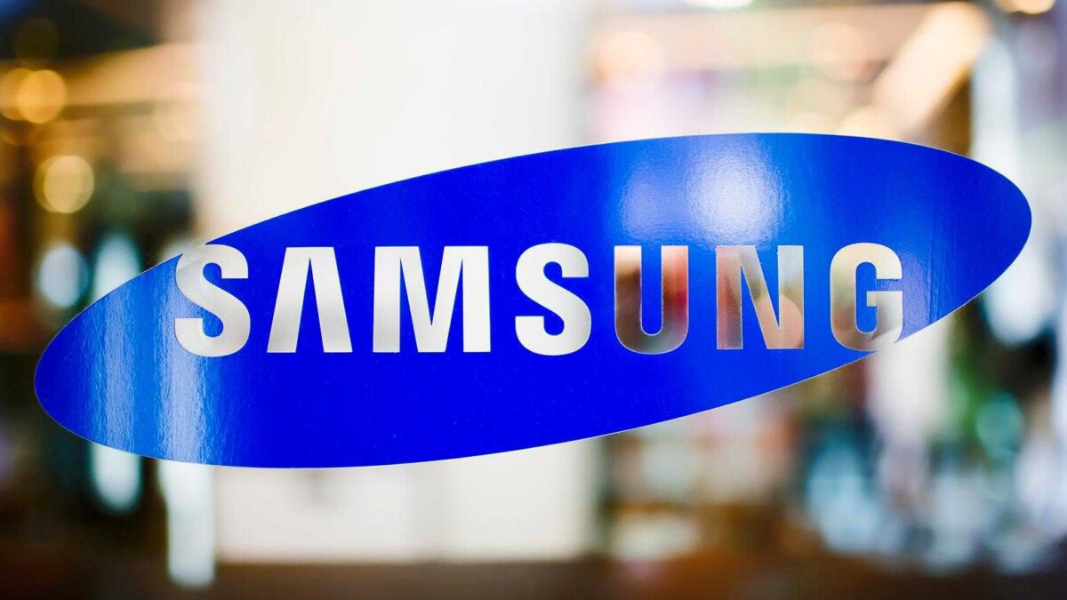 Samsung Galaxy A52 обновили до Android 14