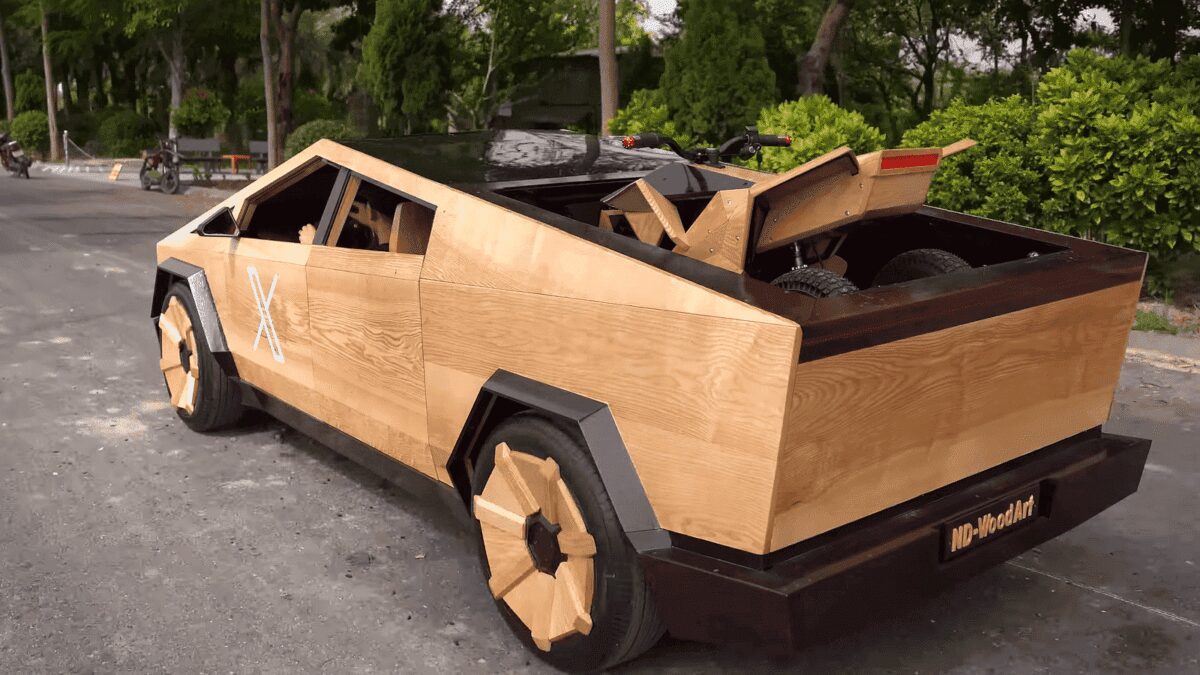 Блогер сделал деревянную рабочую копию Tesla Cybertruck