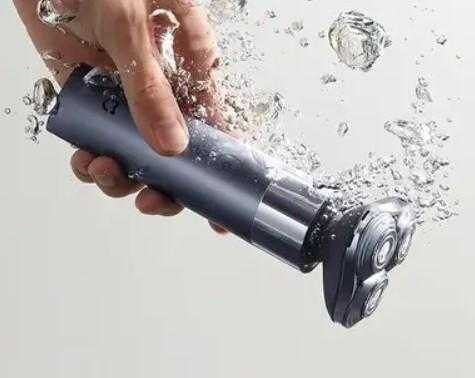 Механизм электробритвы MIJIA S302 в водной среде