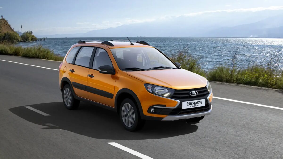 В Lada Granta Cross появилась современная мультимедийная система
