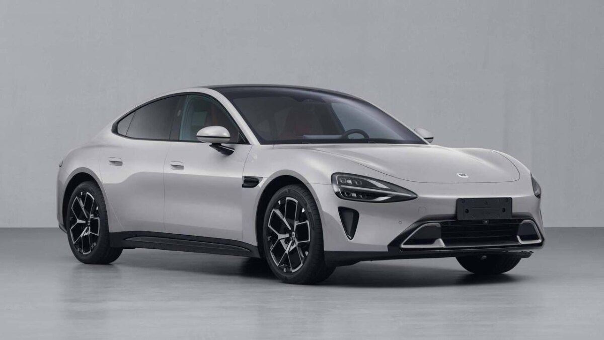 Xiaomi показала свой первый электрокар — SU7