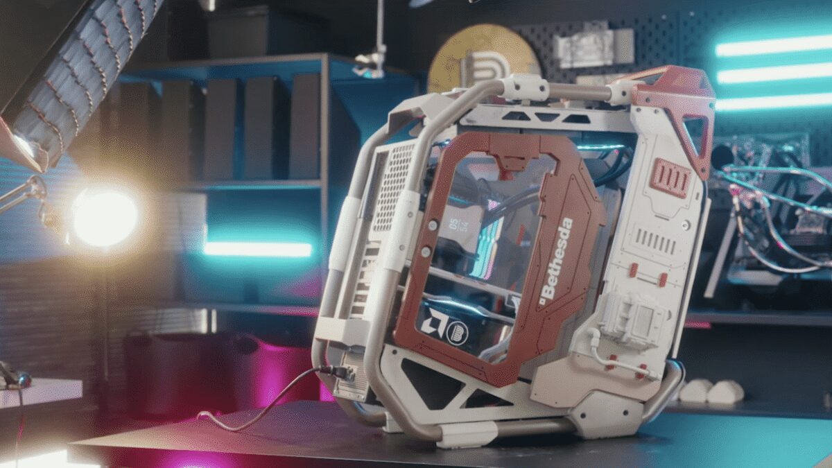 Анонсирован Starfield-корпус для ПК