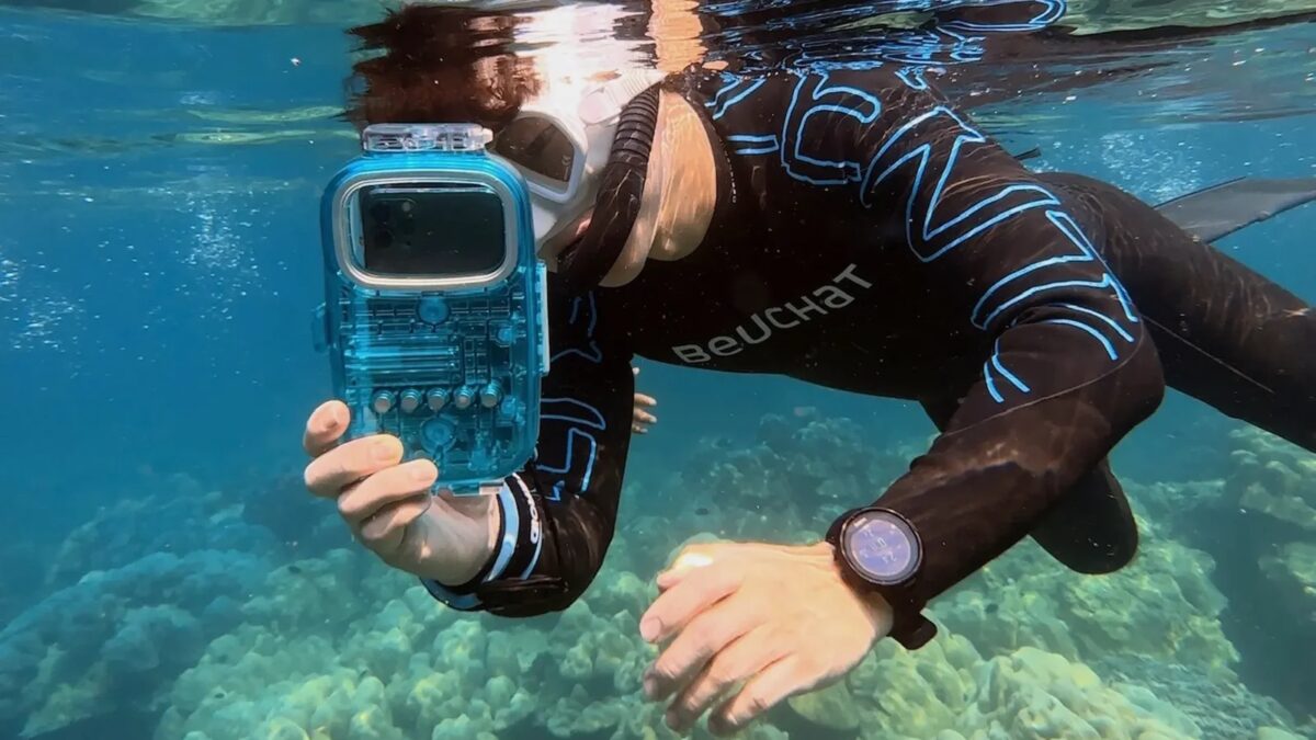 Diveroid представил водонепроницаемый чехол Universal Lite