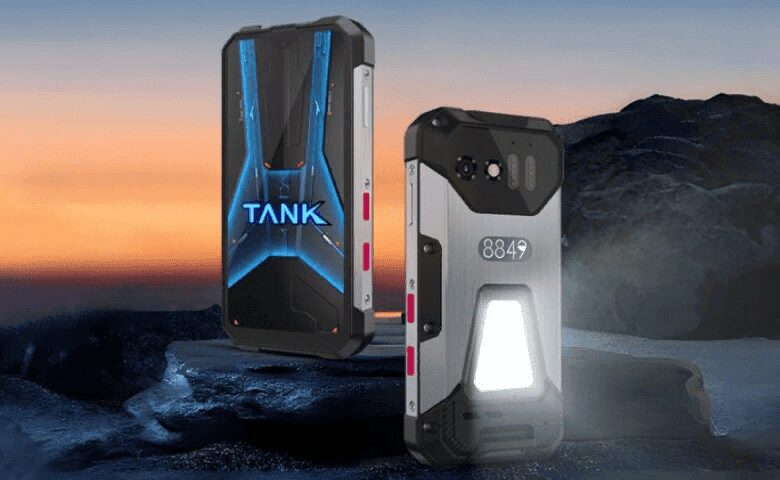 Компания Unihertz официально представила смартфон Tank Mini 1