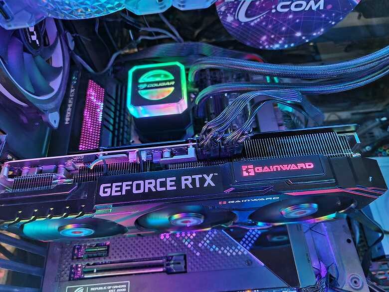 Gainward выпустила видеокарты серии GeForce RTX 40 SUPER