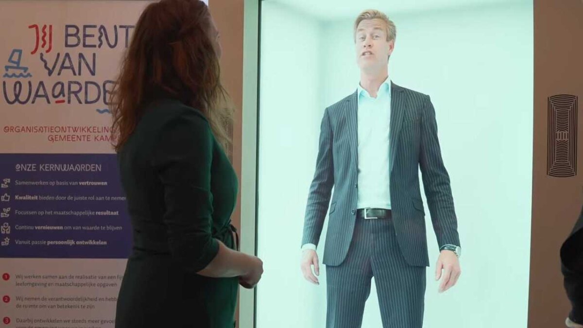 CES 2024: Holoconnects представил «будку» для голограмм – Holobox