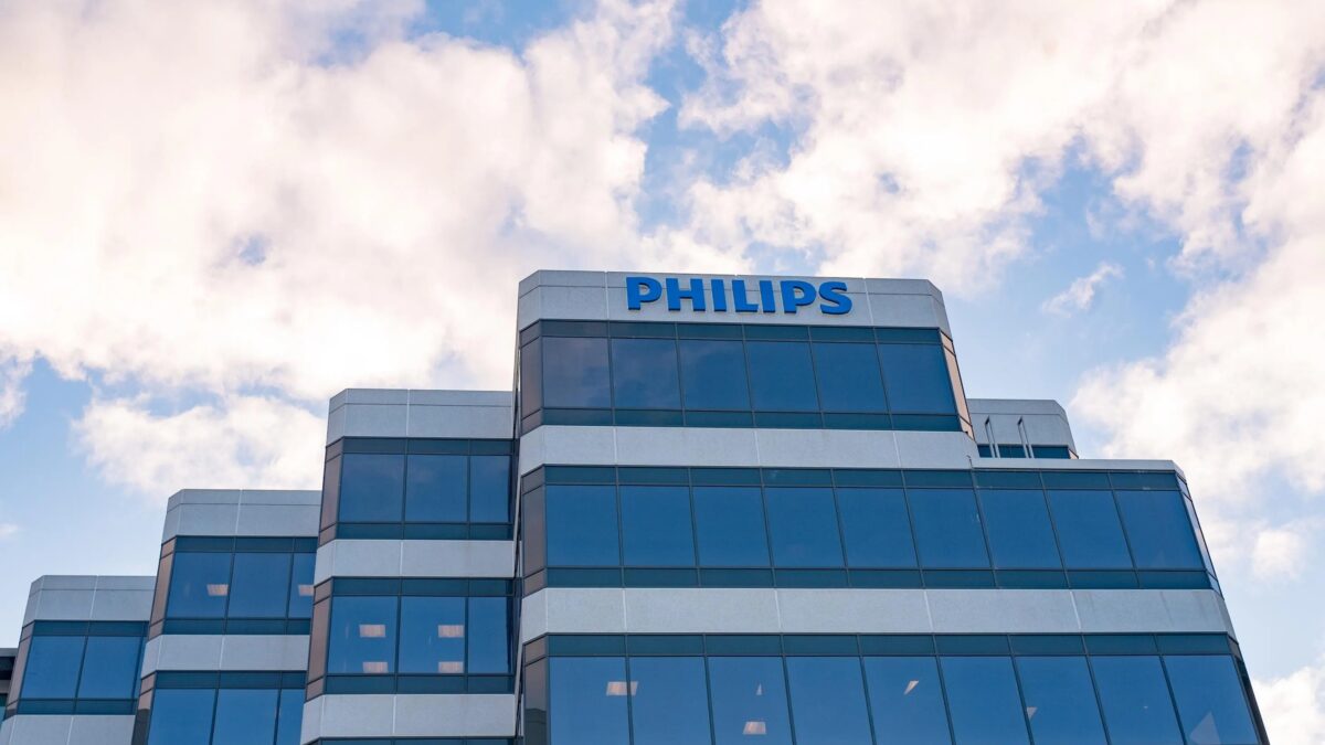 Представлены наружные светодиодные экраны Philips Urban LED 6000 Series