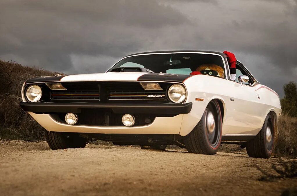 McDonald’s выпускает на дороги США «бургермобиль»