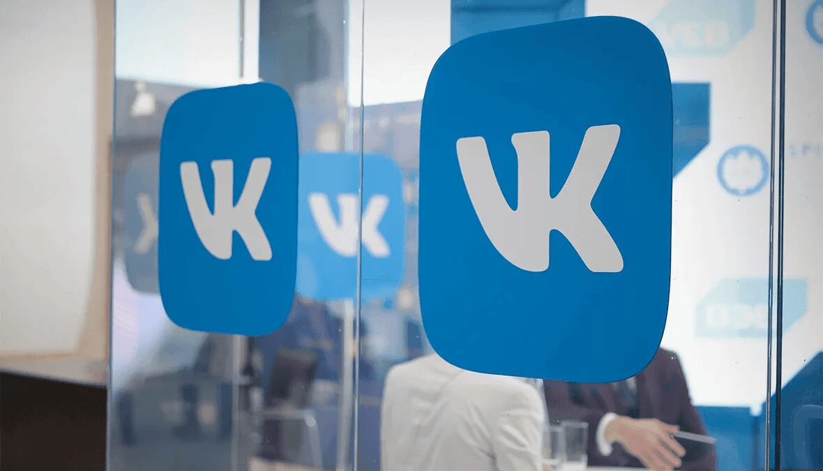 «VK Реклама» запустила ИИ-автоулучшение изображений