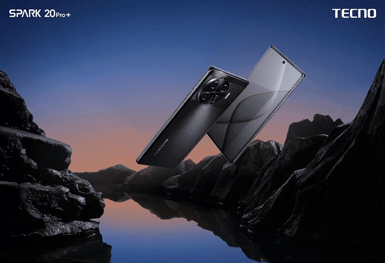 Смартфон TECNO SPARK 20 Pro+ на фоне гор и воды