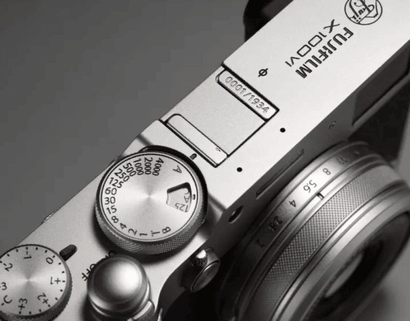 Fujifilm представила компактную камеру X100VI