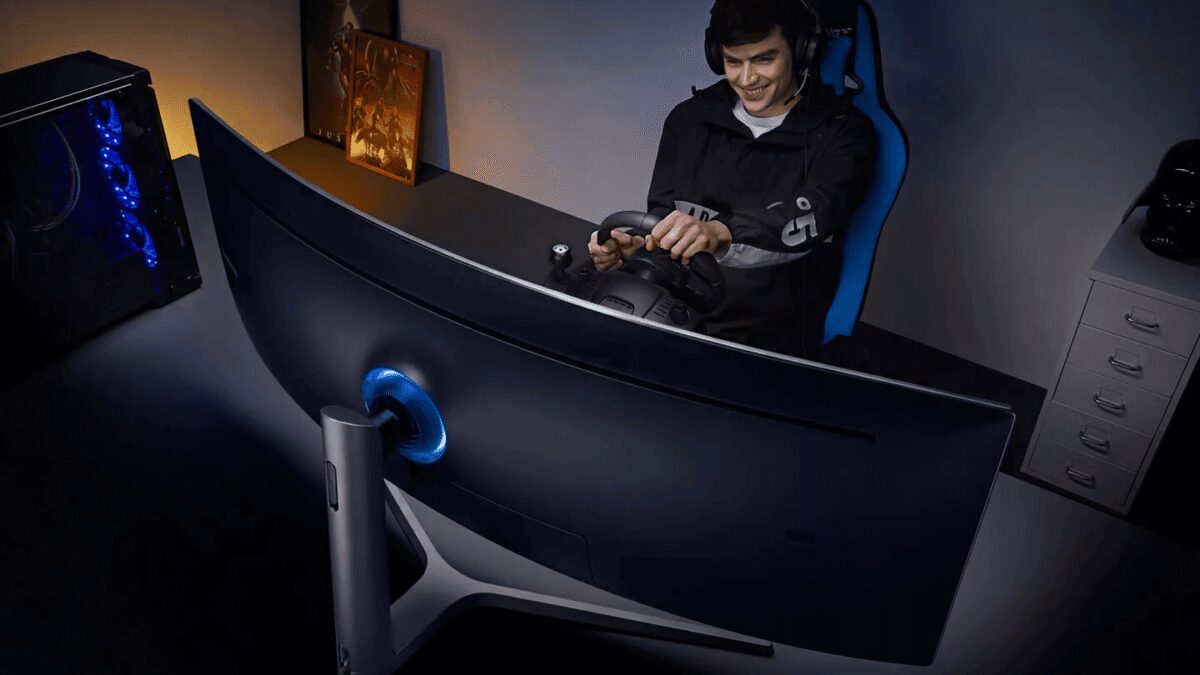 Компания ViewSonic представила геймерский монитор XG272