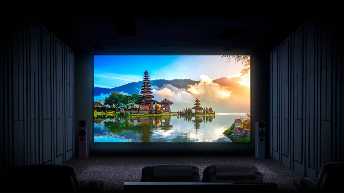 Представлен BenQ W5800: флагманский 4K-проектор для домашнего кинотеатра