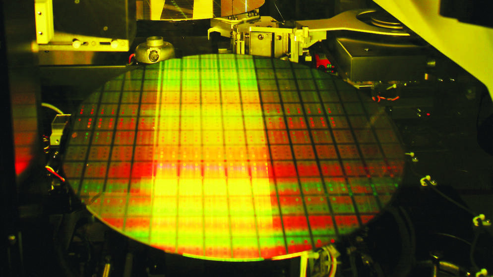 Китай запрещает использование процессоров Intel и AMD в правительственных компьютерах