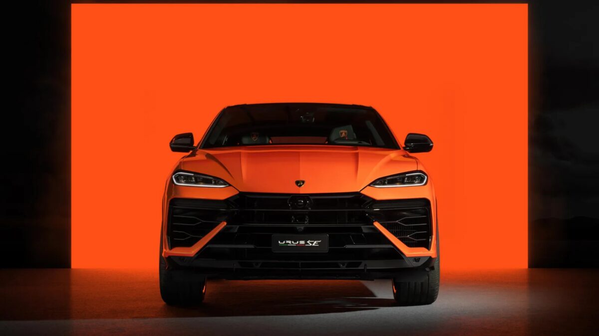 Lamborghini Urus SE получит 788-сильную систему PHEV