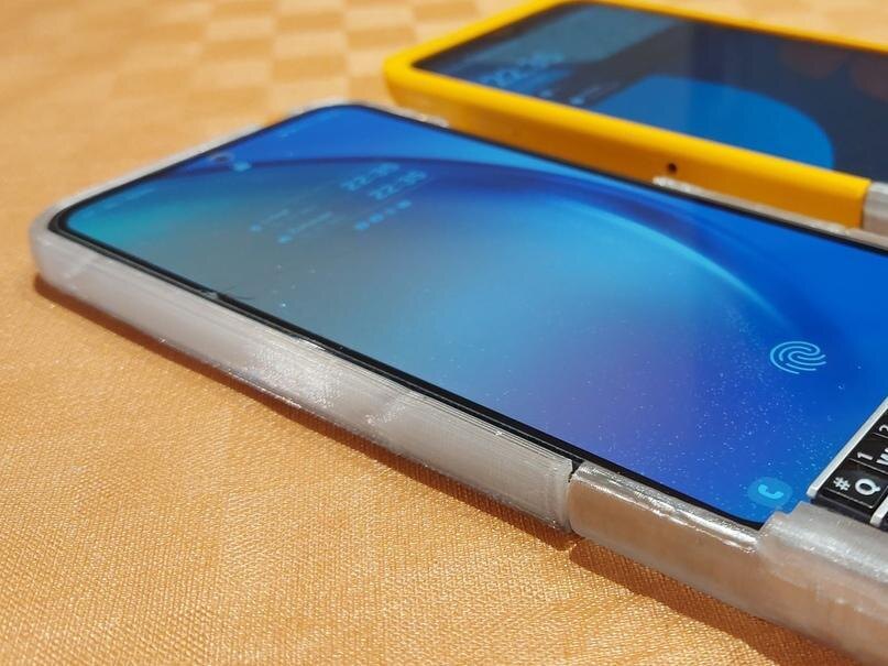 Чехол Fairberry позволяет превратить любой смартфон в кнопочный