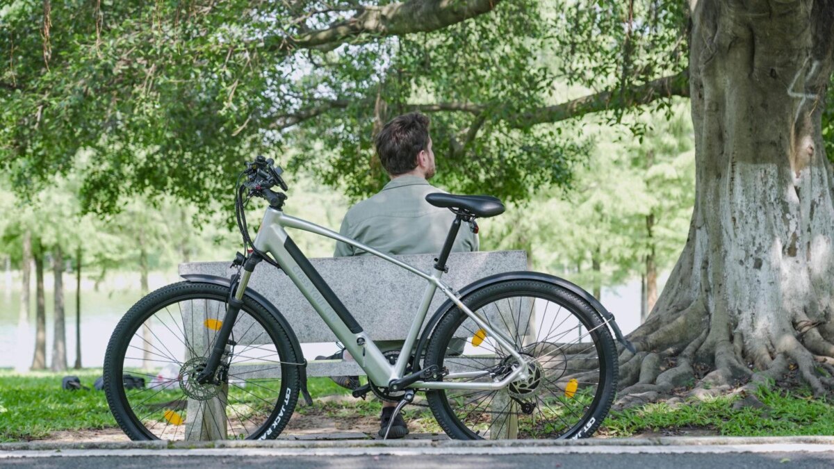 Новый горный электровелосипед ADO DECE 300С уже в России