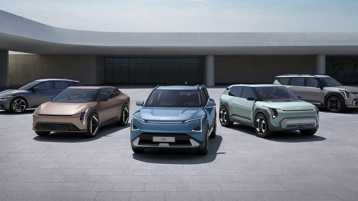 Kia выпускает EV2 и планирует обогнать Tesla. Автомобиль заметили в Корее