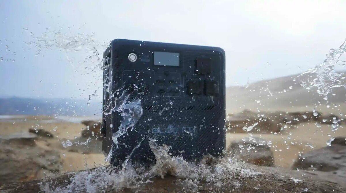 Bluetti показал портативный модульный водонепроницаемый пауэрбанк
