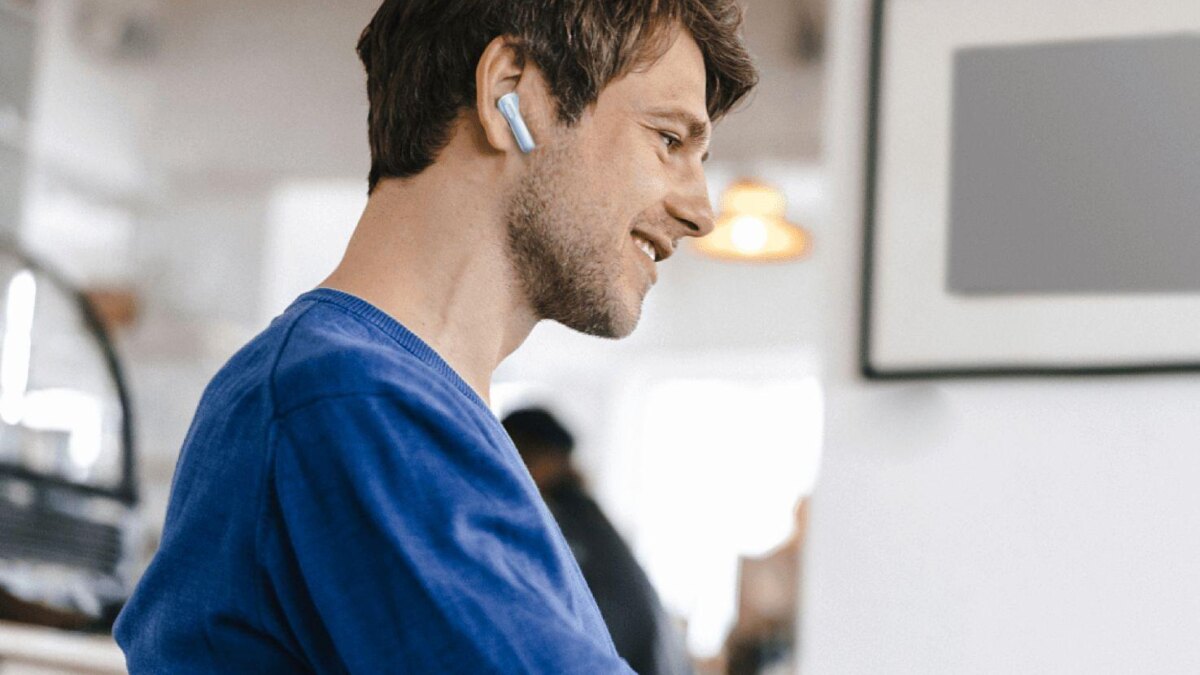 Honor выпустил TWS-наушники Earbuds A