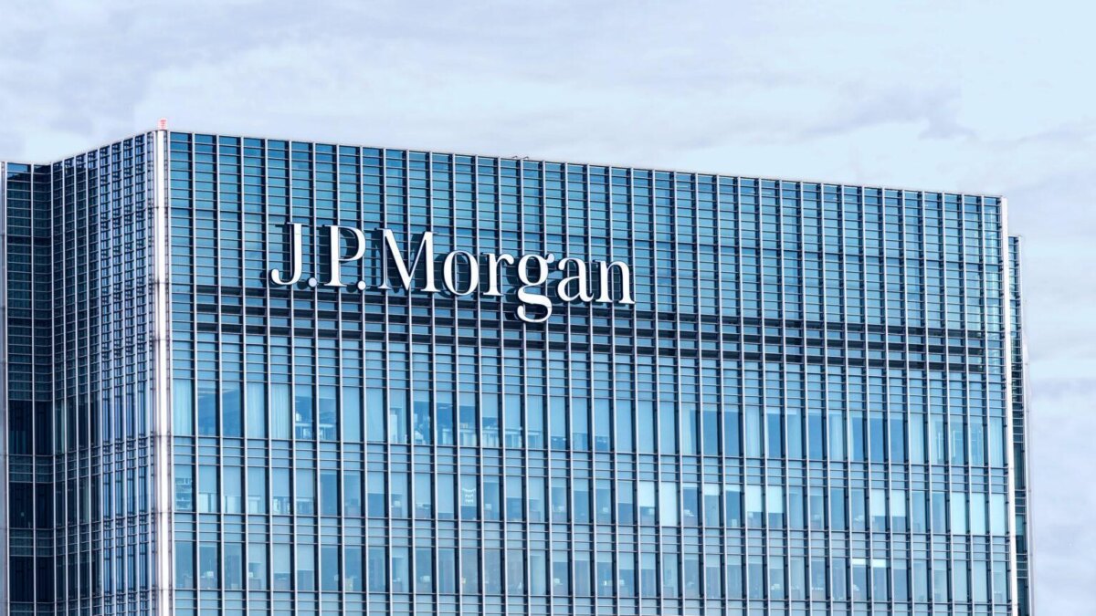 JP Morgan заплатит $100 млн за нарушения в контроле сделок