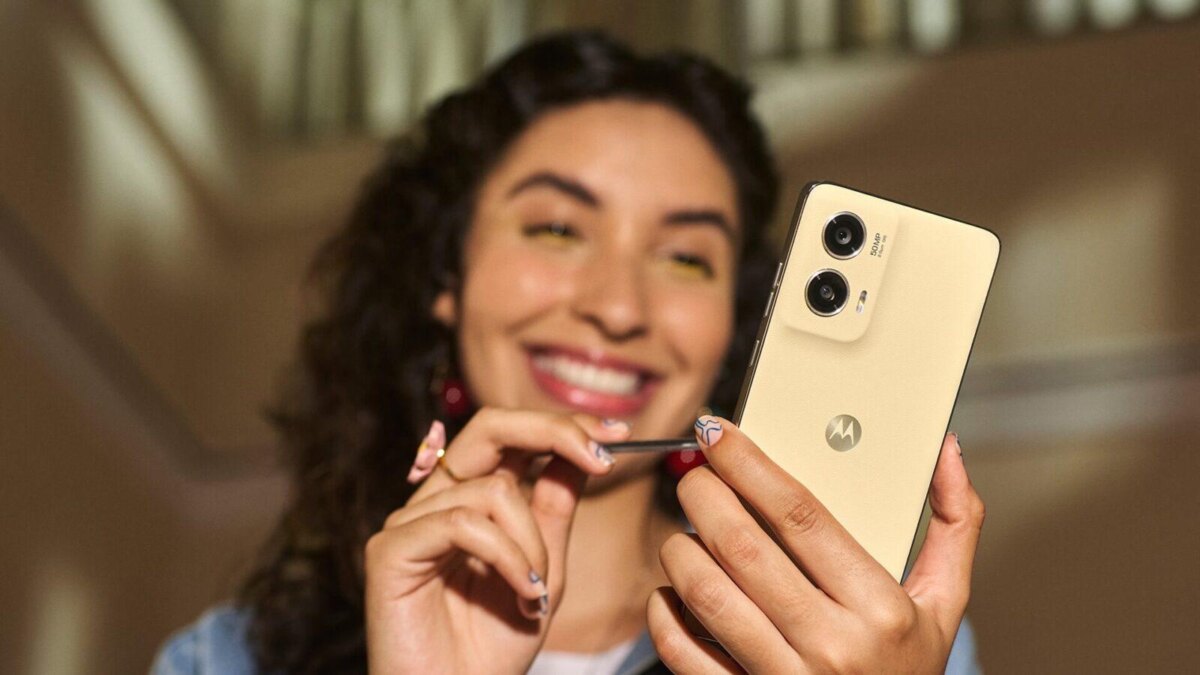 Motorola выпустила обновленную версию Motorola G Stylus 5G (2024)