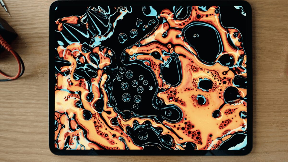Apple представила новые iPad Pro с OLED-дисплеями и самым тонким корпусом