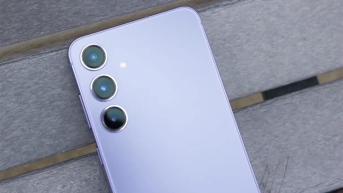 На Geekbench засветился Samsung Galaxy S24+ под управлением Android 15 и One UI 7