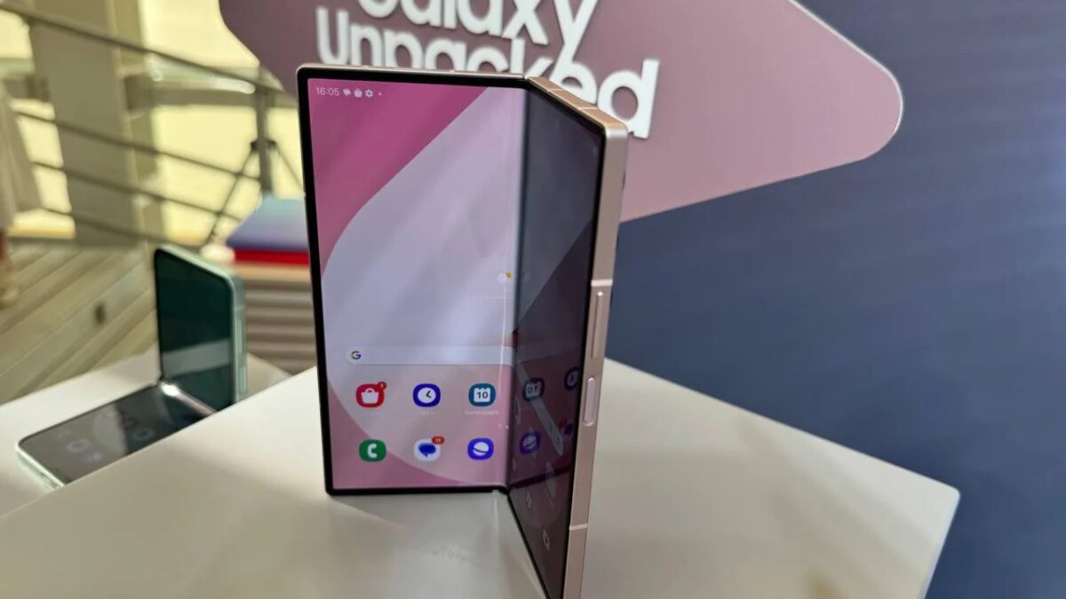 Samsung представил смартфон Galaxy Z Fold 6