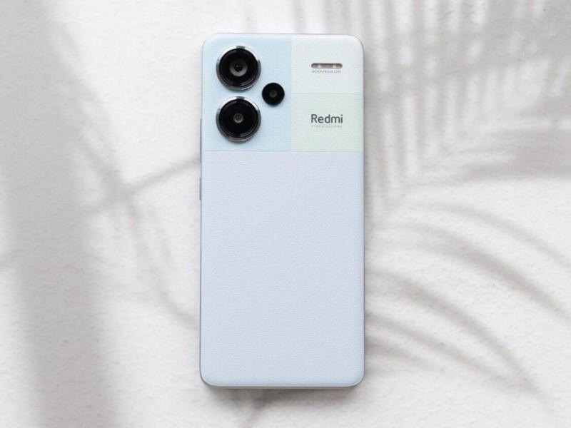 Дизайн realme 13 Pro и Redmi Note 14 Pro показали на схематичном рендере