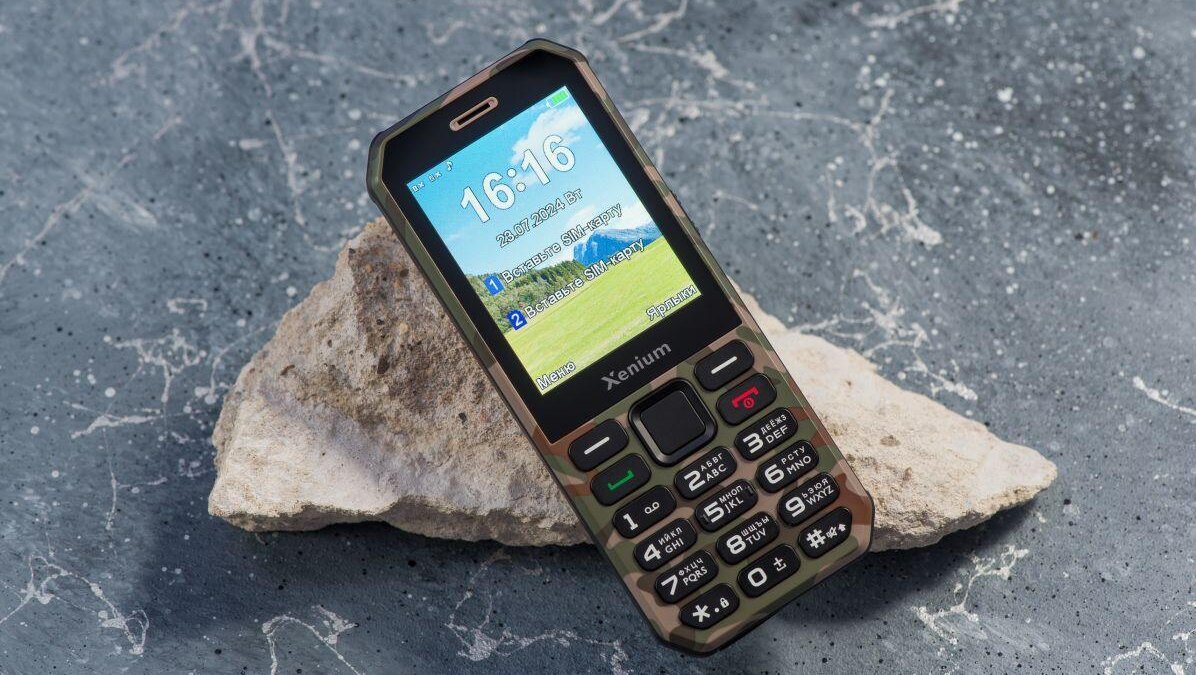 Xenium X300 предлагает до 90 дней автономной работы и функцию внешнего аккумулятора