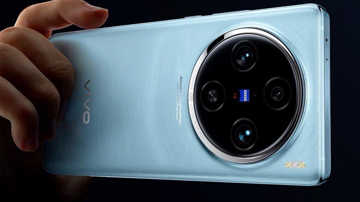 В России стартовали продажи флагманских vivo X100 и X100 Pro