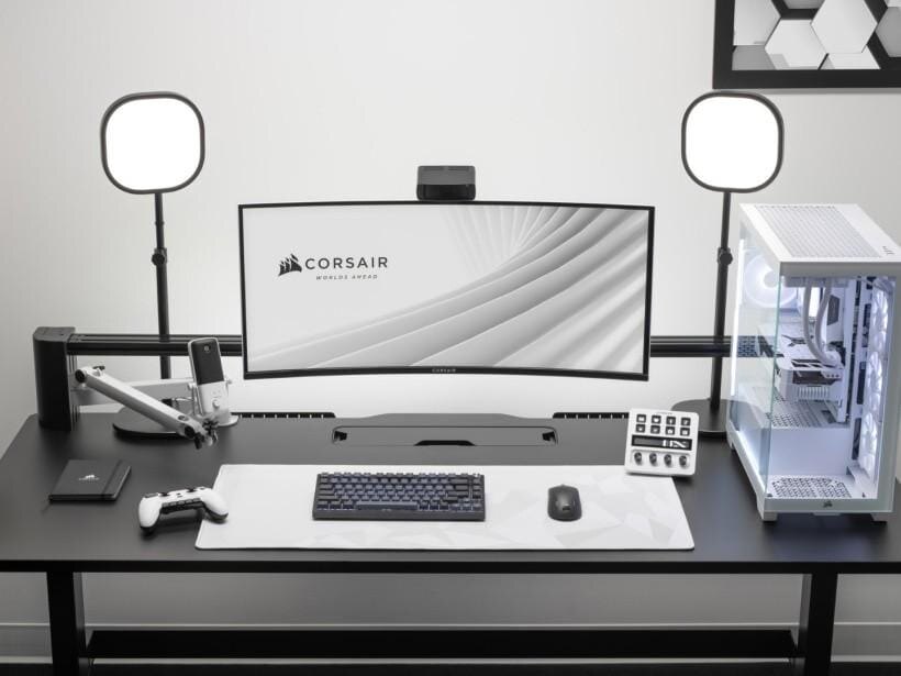 Corsair представил новый игровой монитор Xeneon — с OLED-матрицей и защитой от выгорания