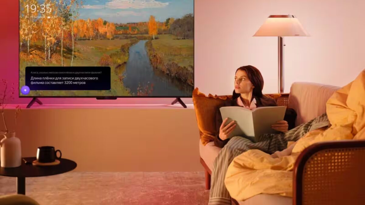 Яндекс выпустил ТВ Станцию Бейсик — самую доступную модель с голосовым управлением