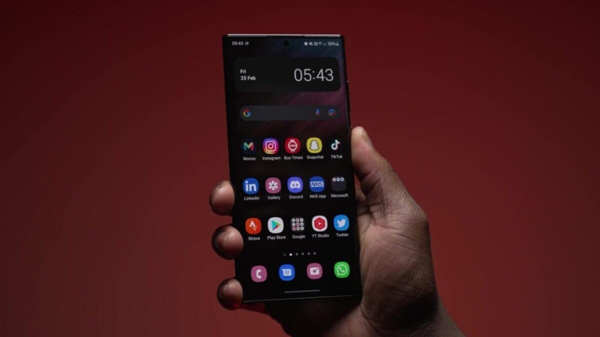 В Польше обнаружили тестовую прошивку One UI 7.0 для Samsung Galaxy S22