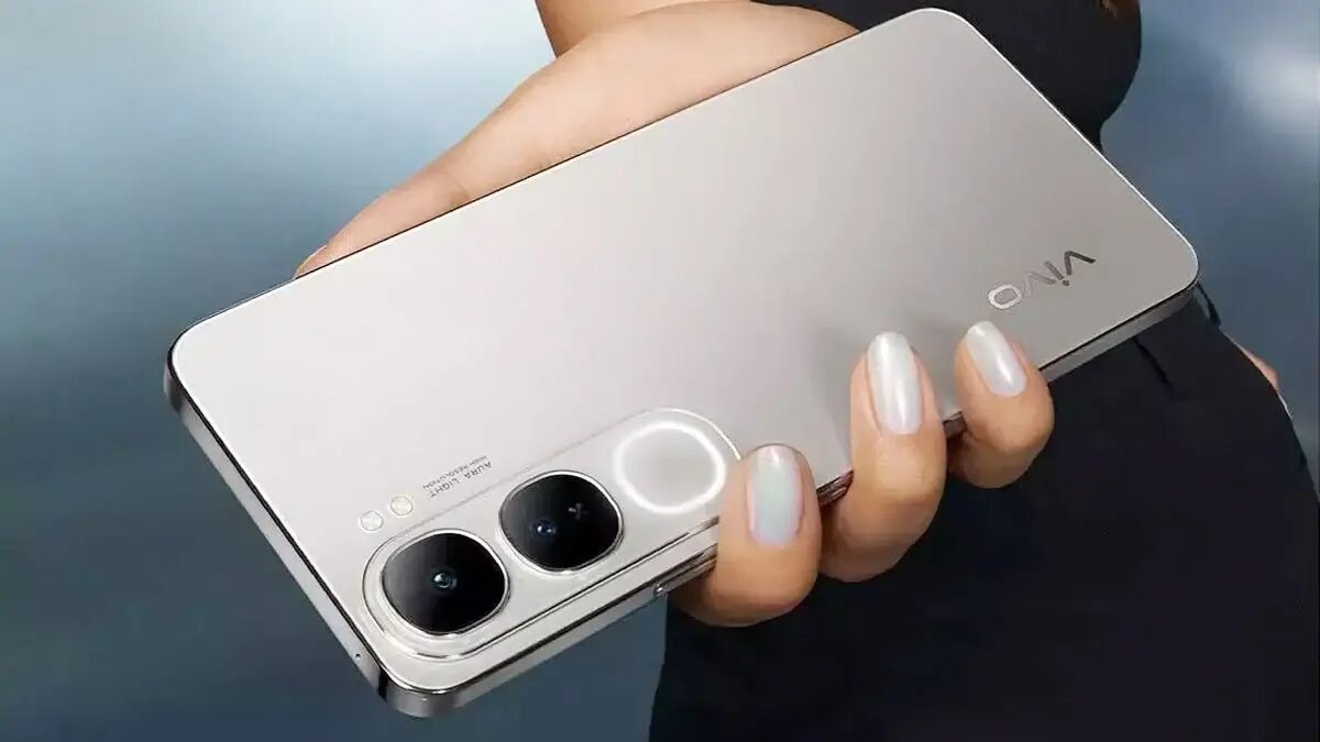 Vivo Y300 5G: спецификации и цена утекли в сеть перед запуском 21 ноября