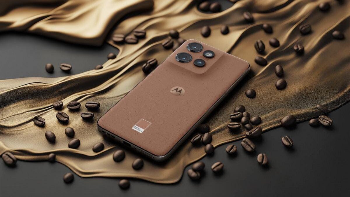 Motorola представляет Edge 50 Neo и Razr 50 Ultra в новом цвете Mocha Mousse