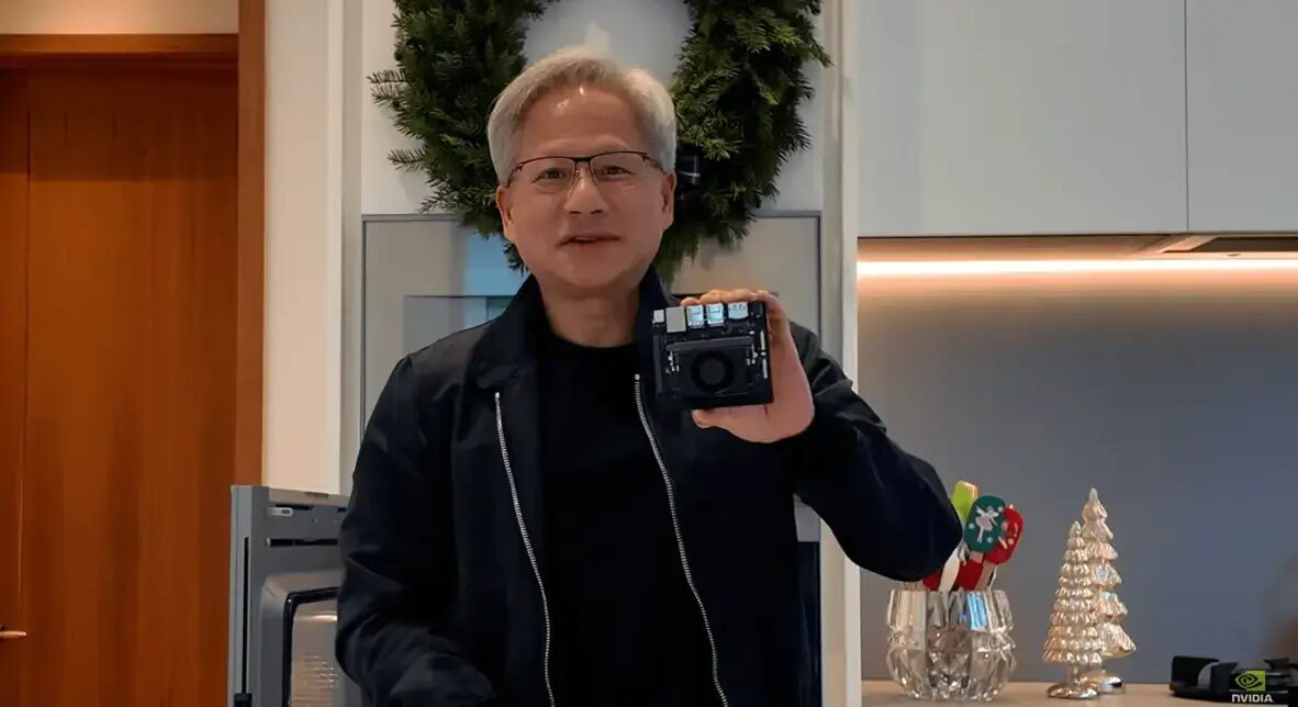 NVIDIA представила компактный суперкомпьютер с ИИ за $249