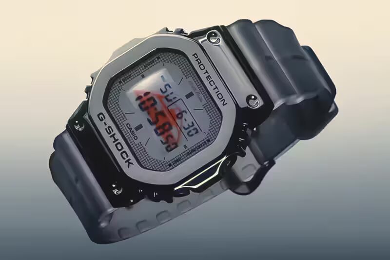 Бренды C2H4 и Casio выпустили часы G-Shock GM-5600 в стиле «Космической эры»