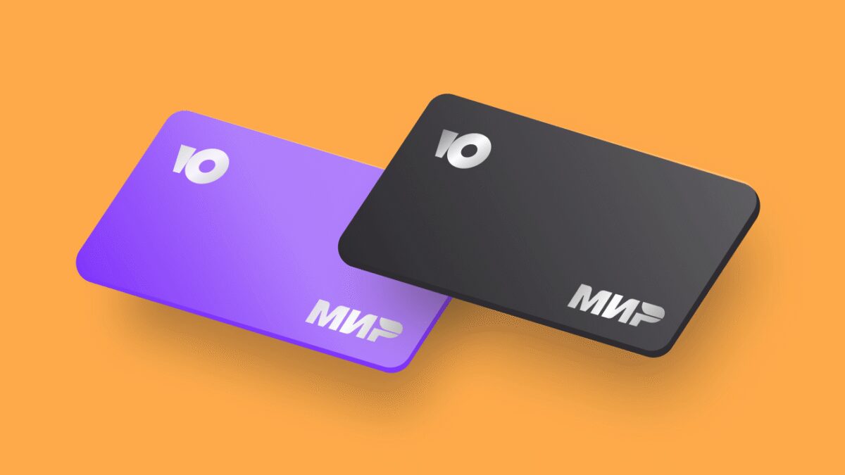 Иностранные туристы теперь могут оформить карту ЮMoney в офисе Сбера в центре Москвы