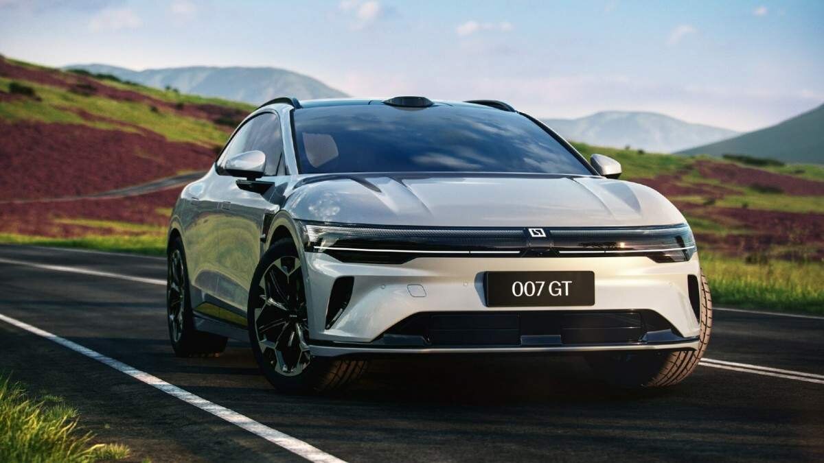 Zeekr представляет 007 GT — стильный и мощный электромобиль за €24,500