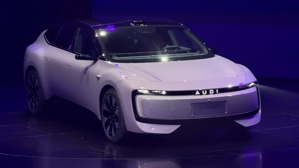 Audi выпустила электрокар без классического лого — это E5 Sportback в Китае